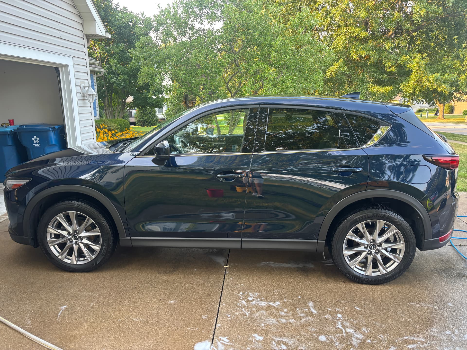 Mazda CX-5 side profile