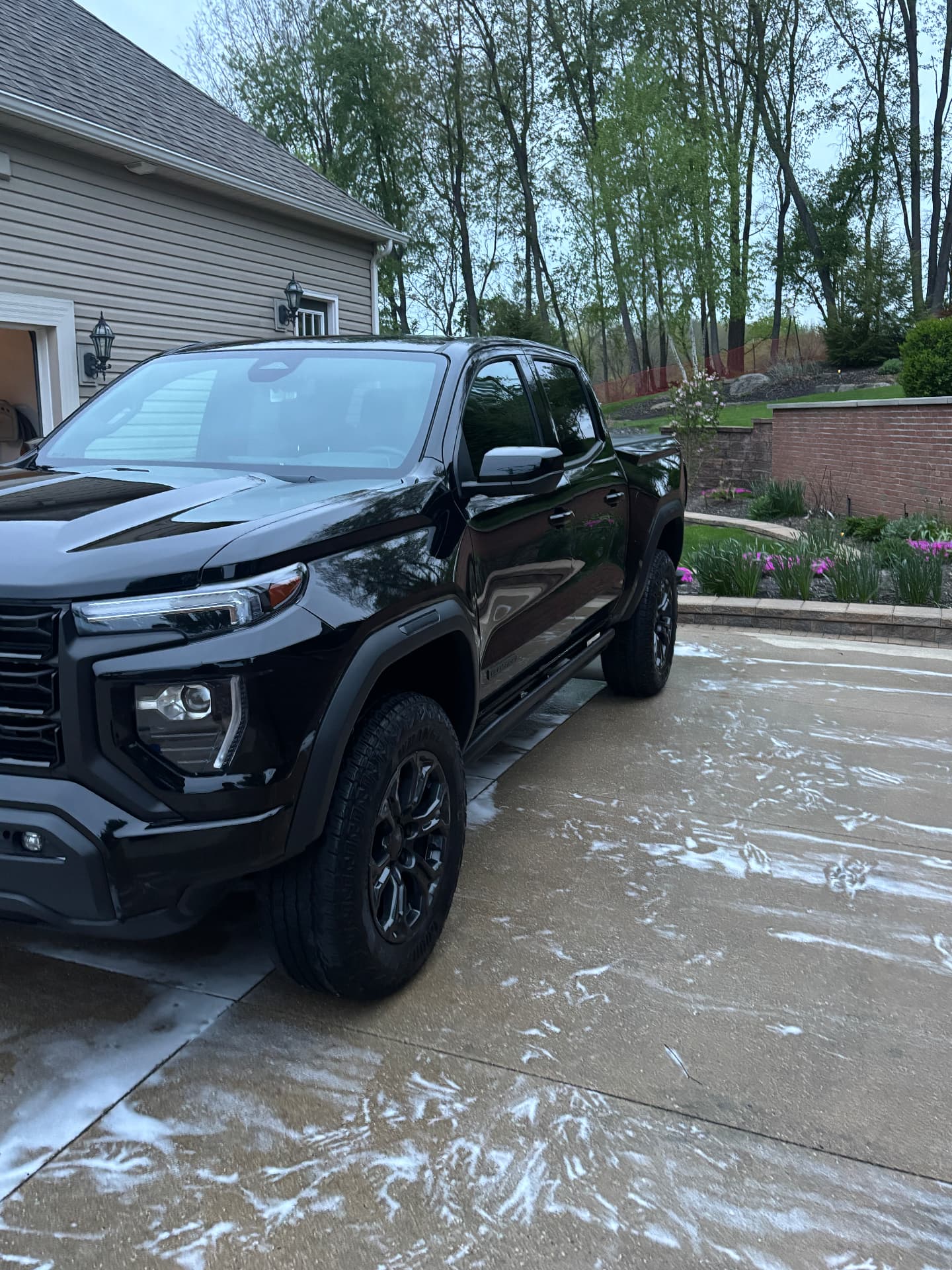 Chevrolet Colorado foam wash
