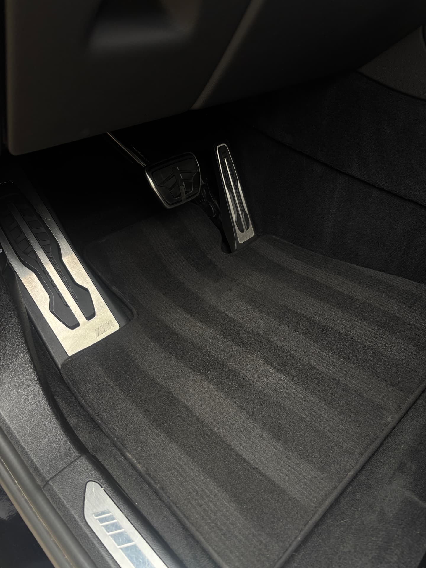 Carpet extraction — BMW X5